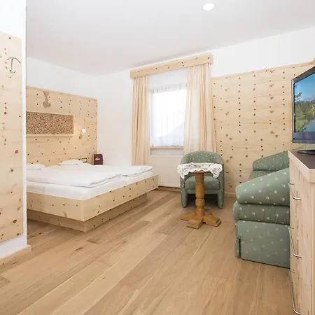 Seefelderhof Отель Зеефельд в Тироле